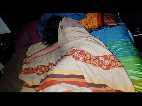 ❤️ Kasupoeg sõimab oma noort kasuema, kui ta magab. ❤️❌ Pornovideo at et.basseyn-vsem.ru ☑